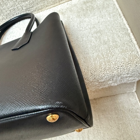 Prada Saffiano Cuir Medium Double Bag Black - Picture 4 of 11